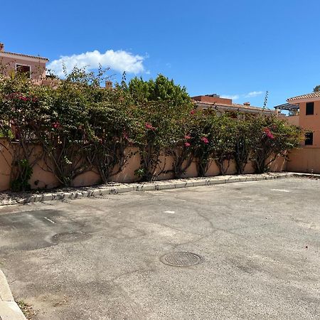 Raffinata Taverna Con Camino Cala Liberotto Exteriör bild