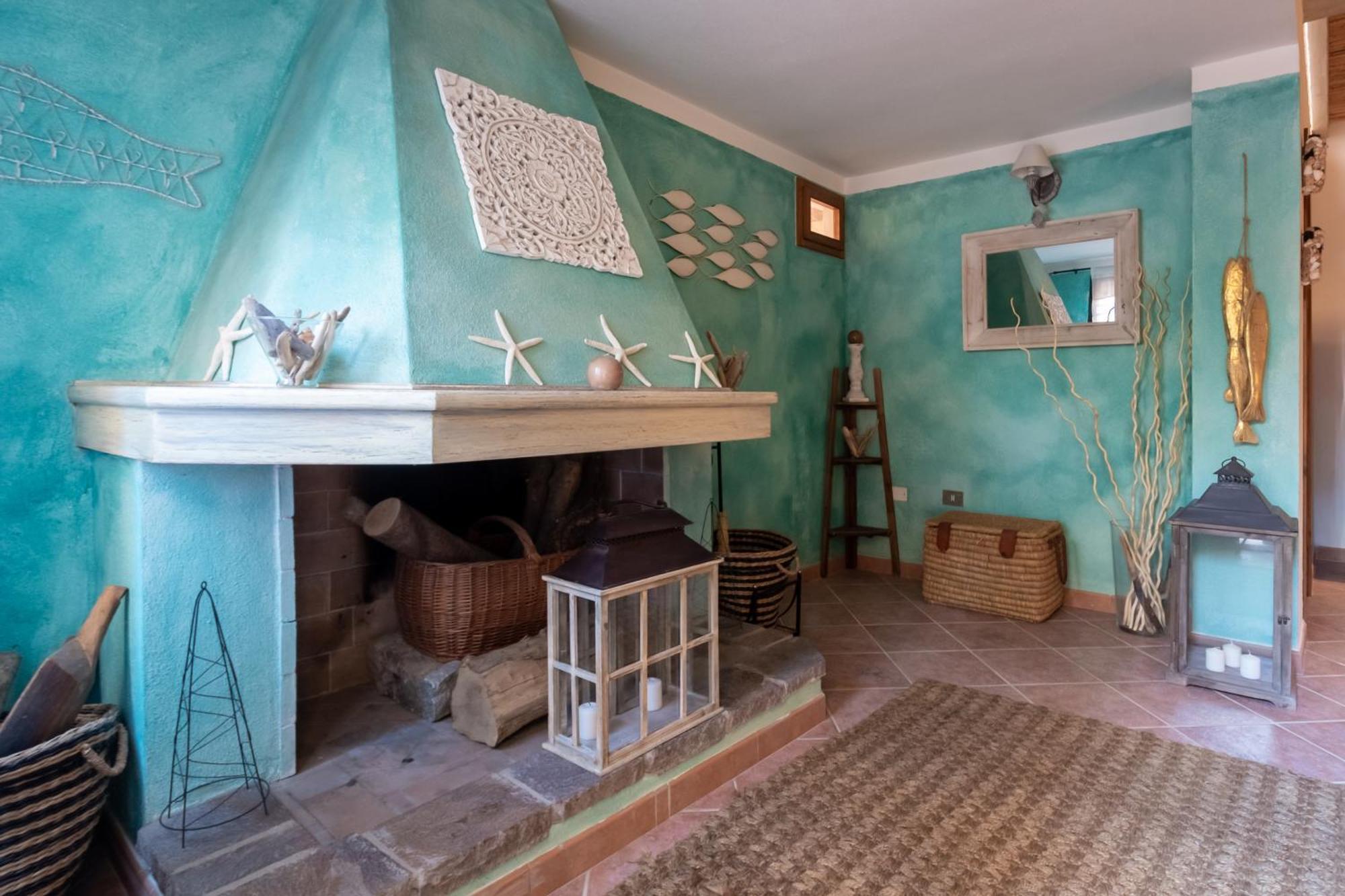 Raffinata Taverna Con Camino Cala Liberotto Exteriör bild