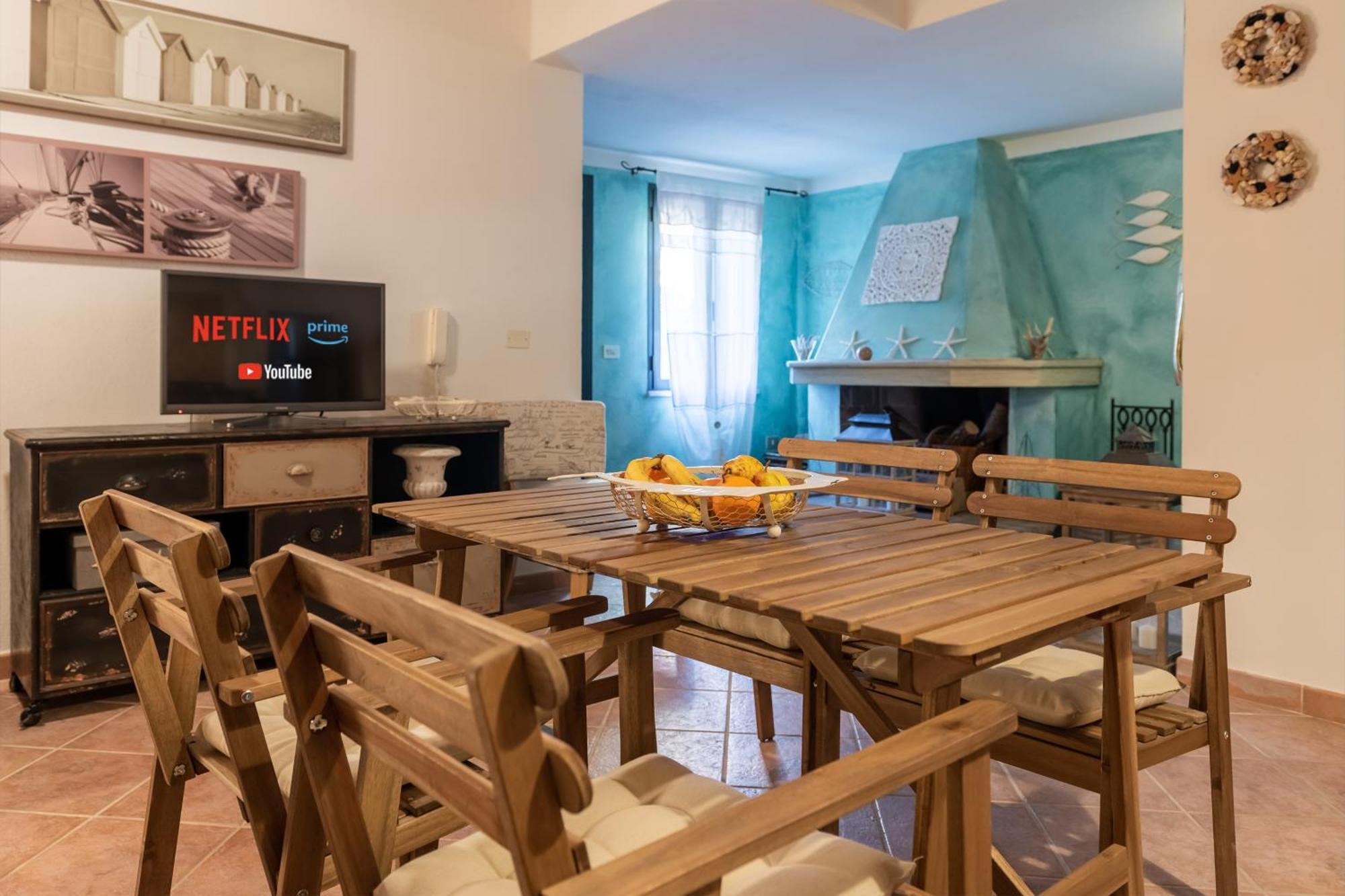 Raffinata Taverna Con Camino Cala Liberotto Exteriör bild